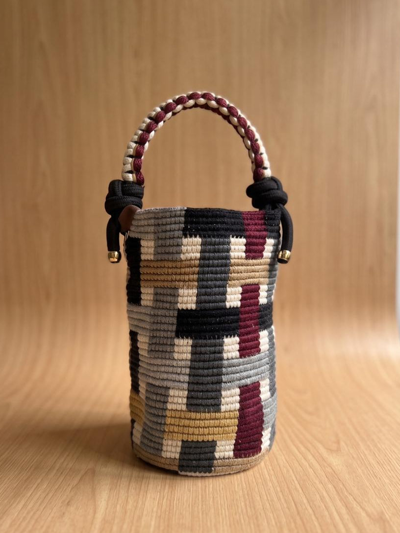 Mochila Tramas Geométricas Cordón Petunia