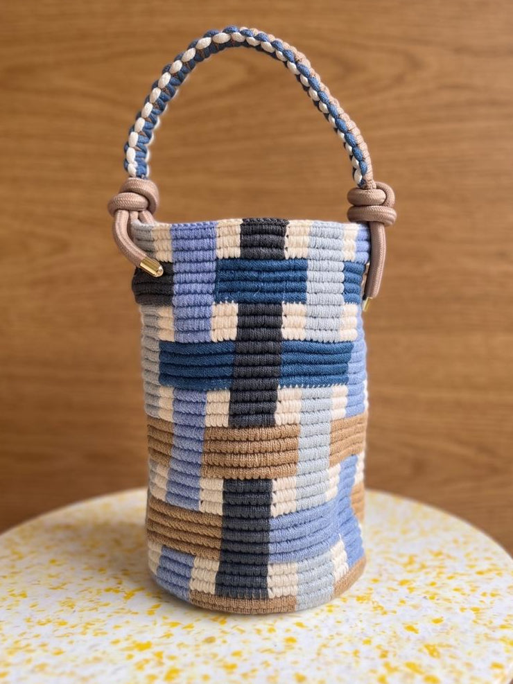 Mochila Tramas Geométricas Cordón Petunia
